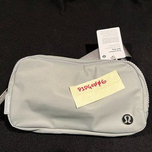 Lululemon Everyday Belt Bag Silver Drop NWT